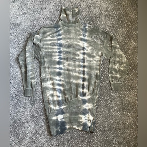 Young fabulous & Broke turtleneck sweatshirt dress, Medium, tie dye - Picture 2 of 5